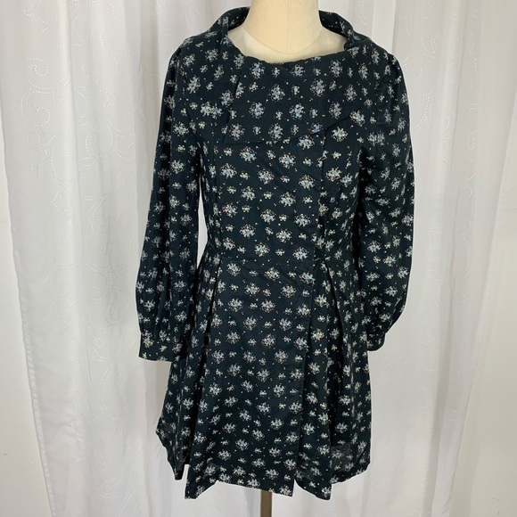 Retro vintage style floral coat with plaid lining - Picture 1 of 16